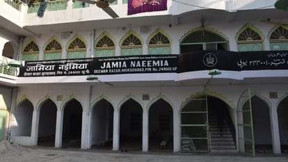 Moradabad: Winds change in madrasas, students are gaining mastery computer education along with English