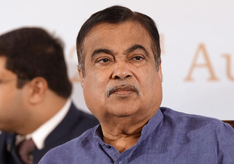 Union Minister Nitin Gadkari says Government working on project to address both Pollution and traffic jam