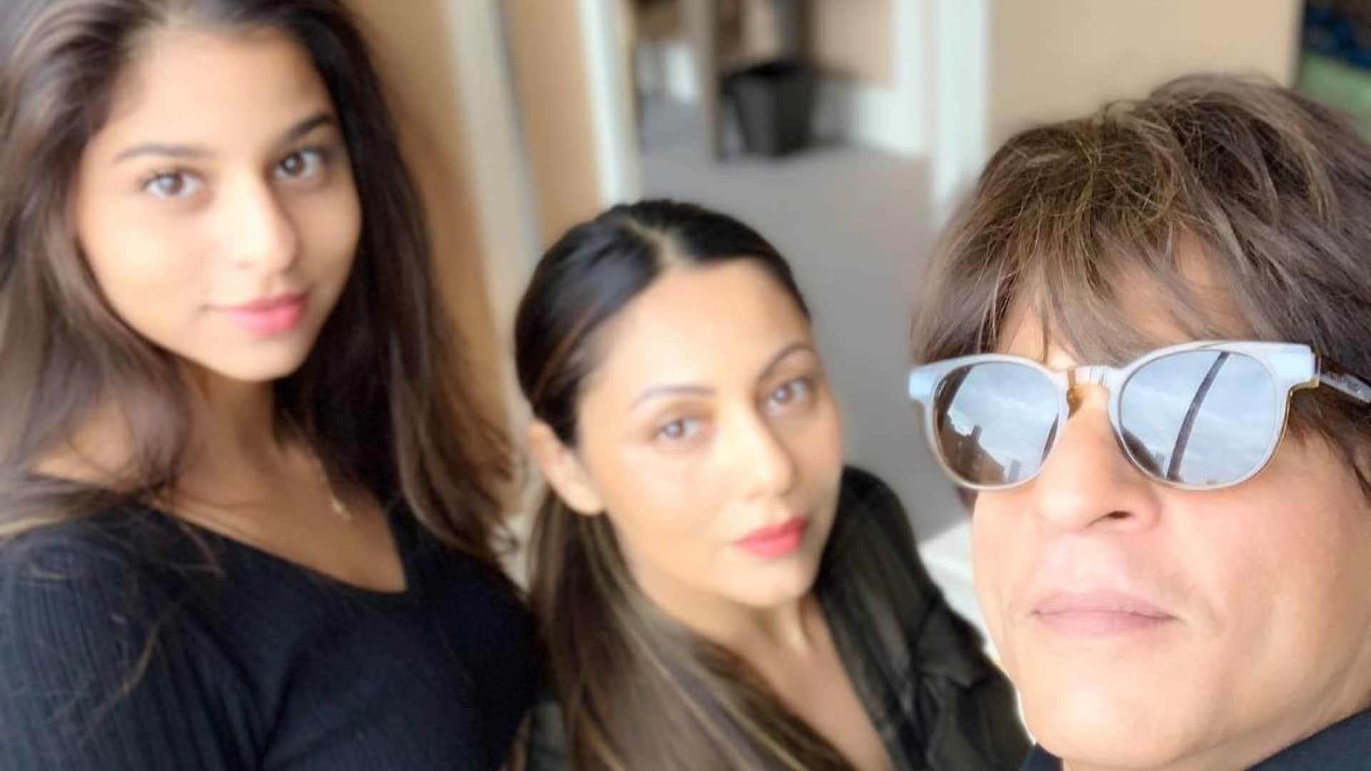 Khan Celebrities Who Celebrate Diwali With Family Shah Rukh Khan Aamir Khan Saif Ali Khan