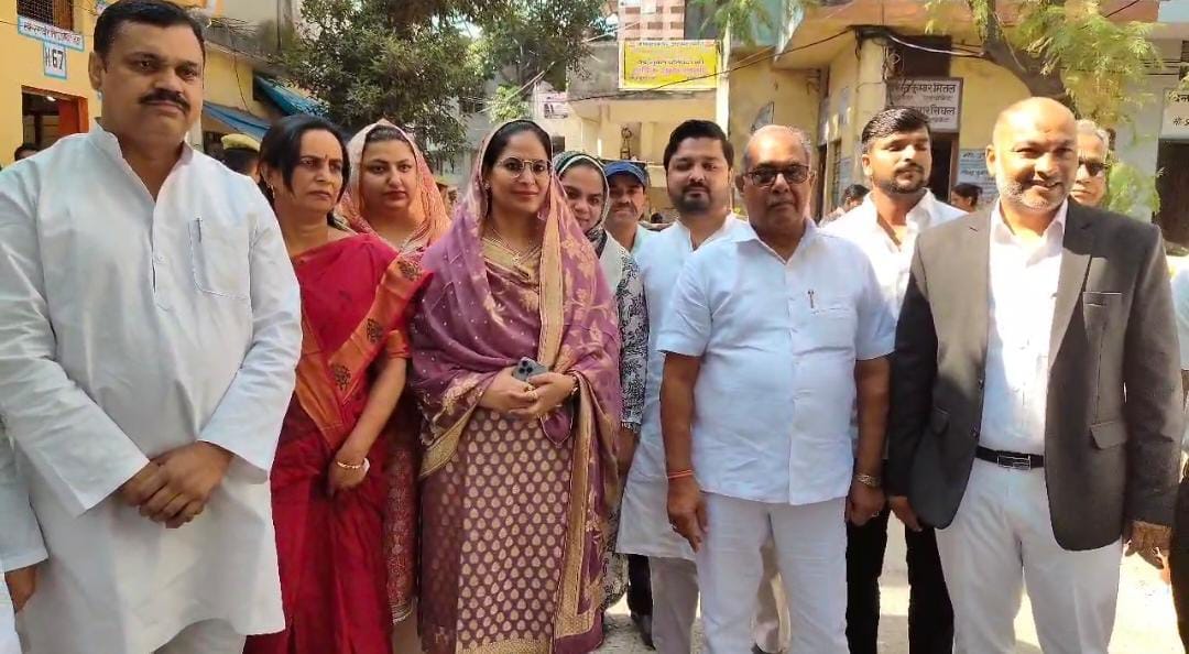 Meerapur by-election: Sumbul won the field, Munkad Ali daughter file nomination from SP