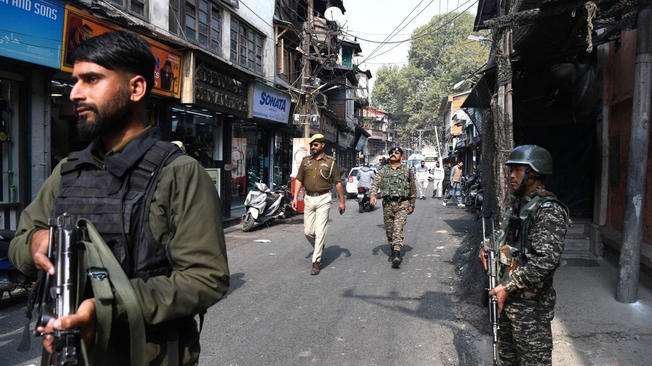 J&K News: Police and security forces deployed after terrorist attack in Tral, see pictures of security patroll