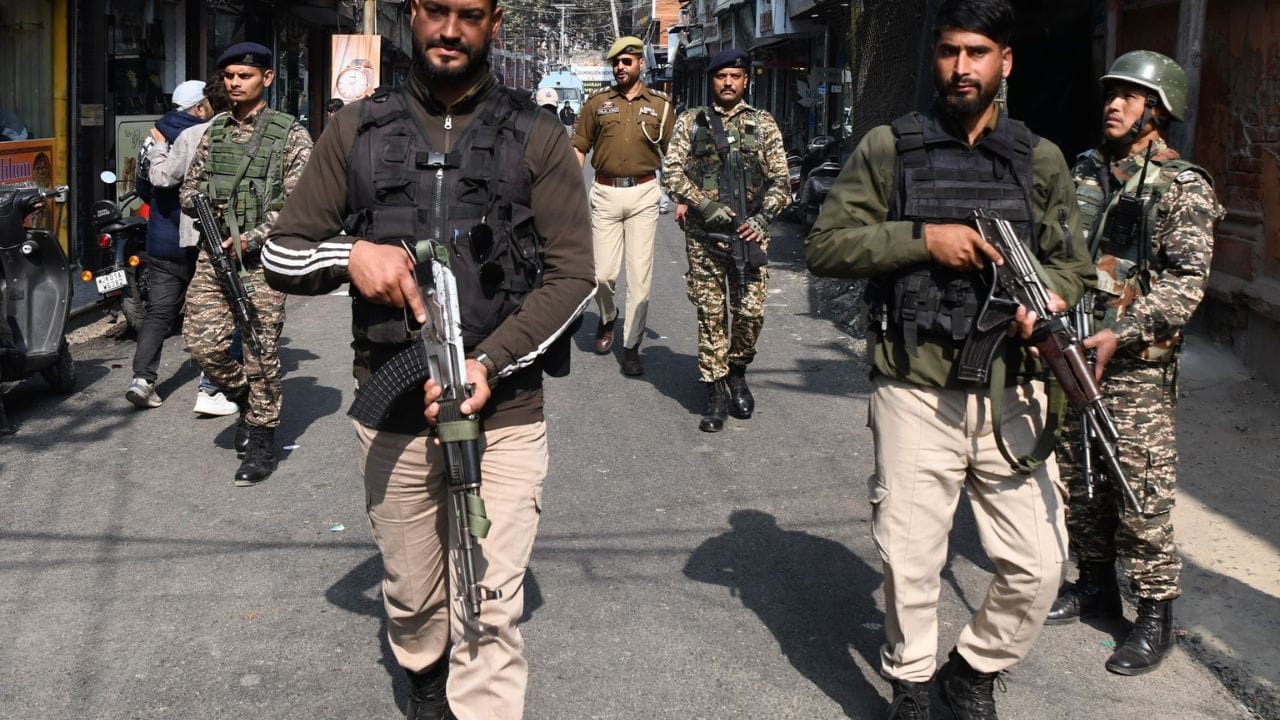 J&K News: Police and security forces deployed after terrorist attack in Tral, see pictures of security patroll