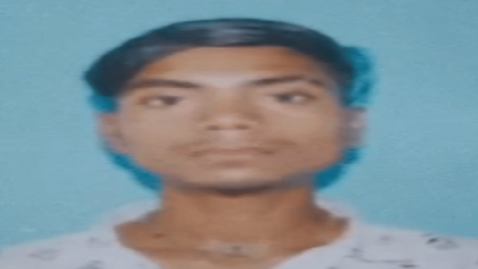 UP News: Terrorists shot Shubham of Bijnor in Pulwama, as soon as the news came, the family said...