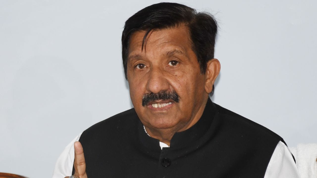 Himachal HRTC will buy 250 diesel buses tender process started for 320 e-buses