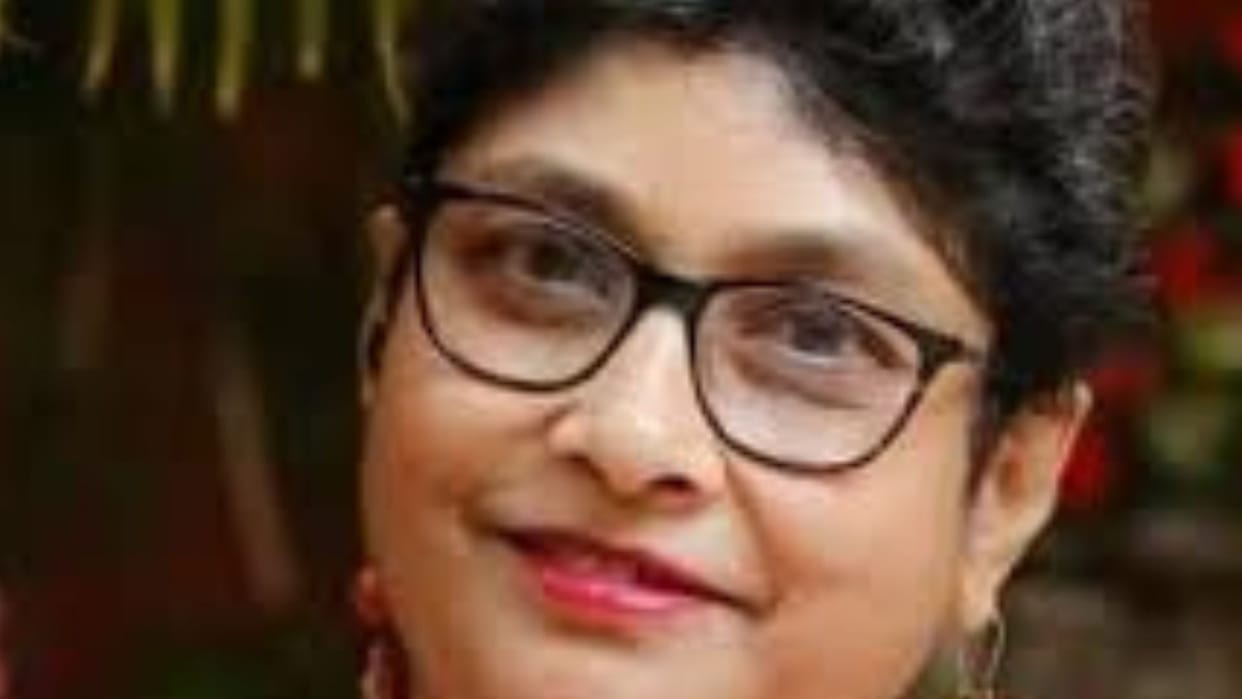 MP News: IAS Shailbala Martin countered on Mahamandaleshwar's statement, said - those asking to leave the coun