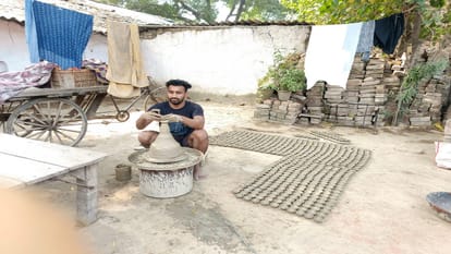 Light soil lamps on this Diwali potters houses will be illuminated