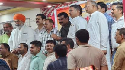 Shamli News: Rakesh Tikait said, look, whatever Salman Khan did is wrong, he should apologize