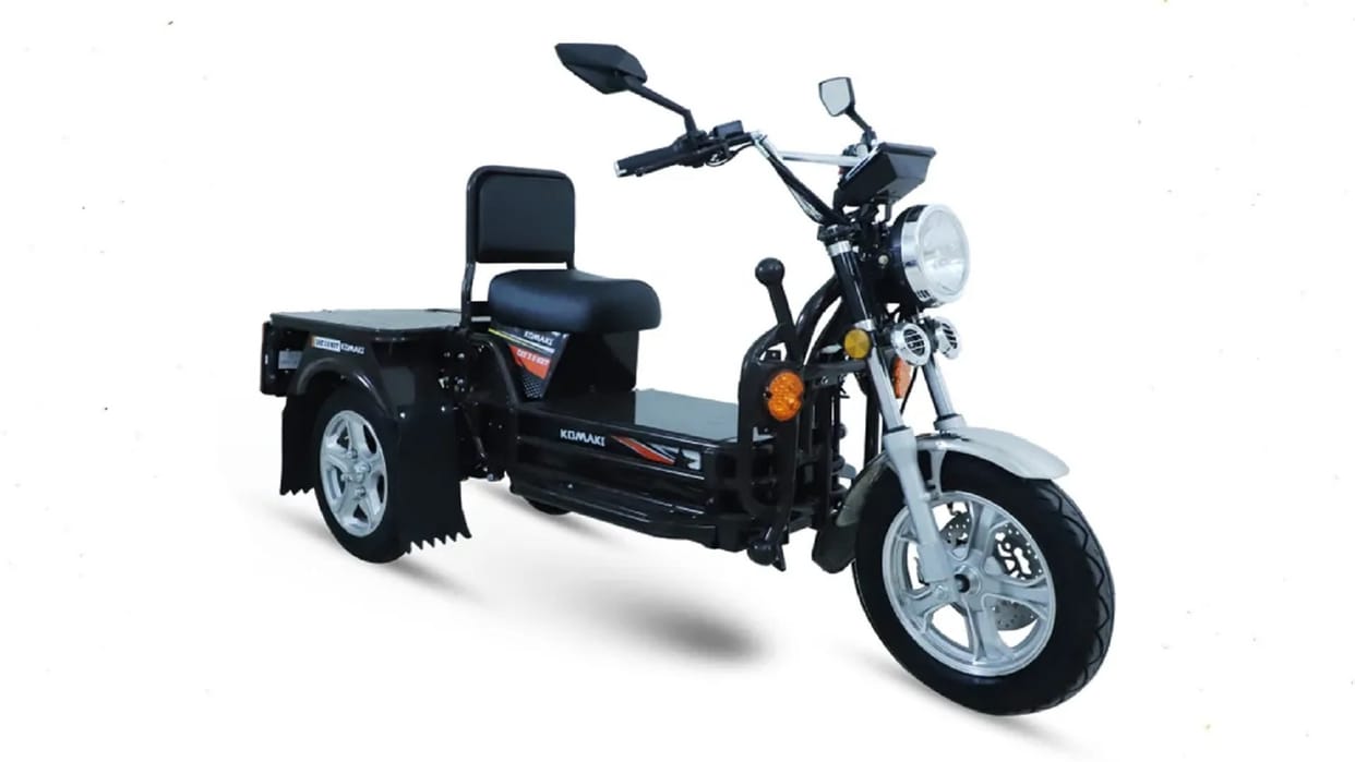 Komaki launches Cat 3.0 NXT electric fleet with two battery variants Know Price Features Specifications Detail