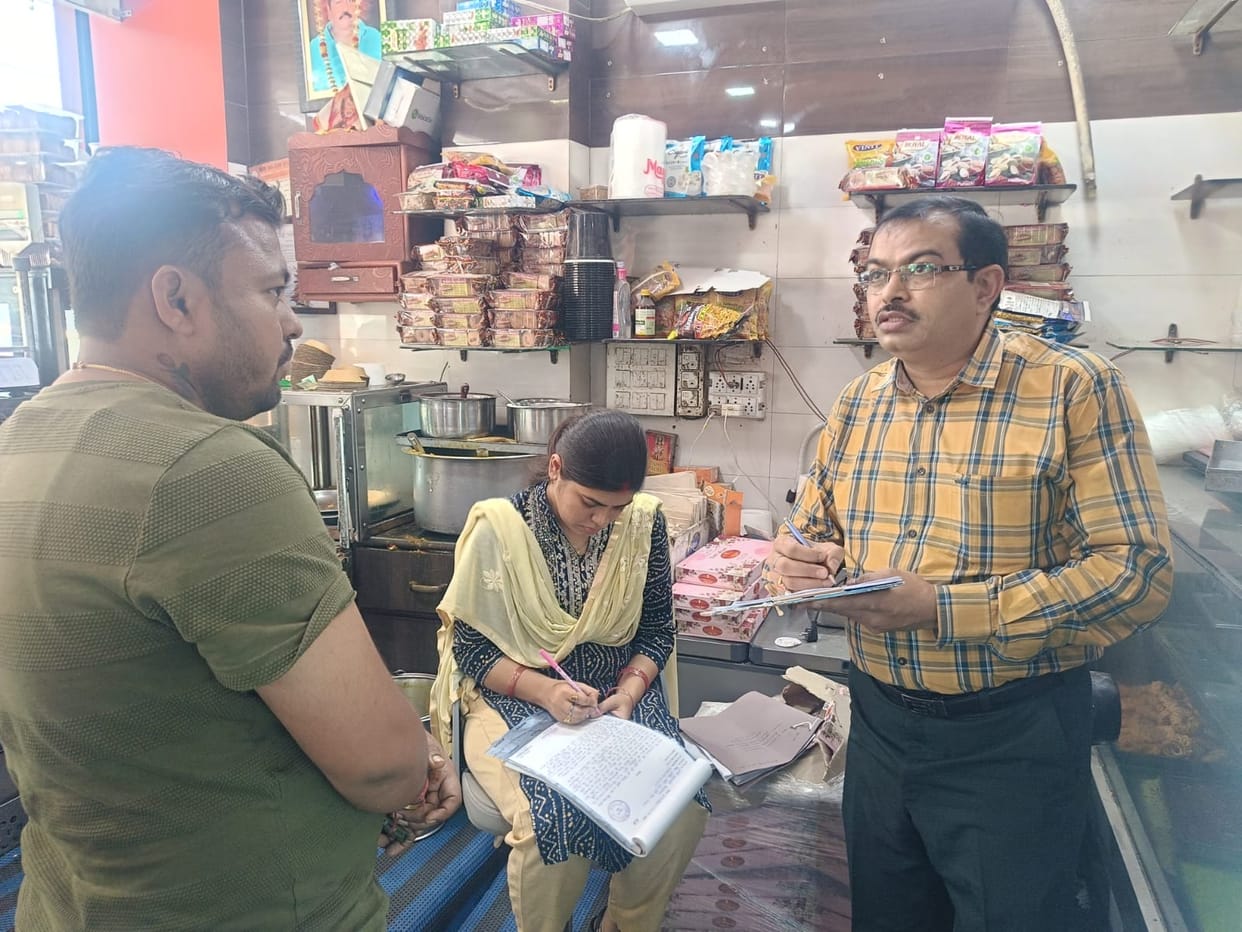 GST Raid: GST raid on many famous brands including Hotel Croma in Meerut
