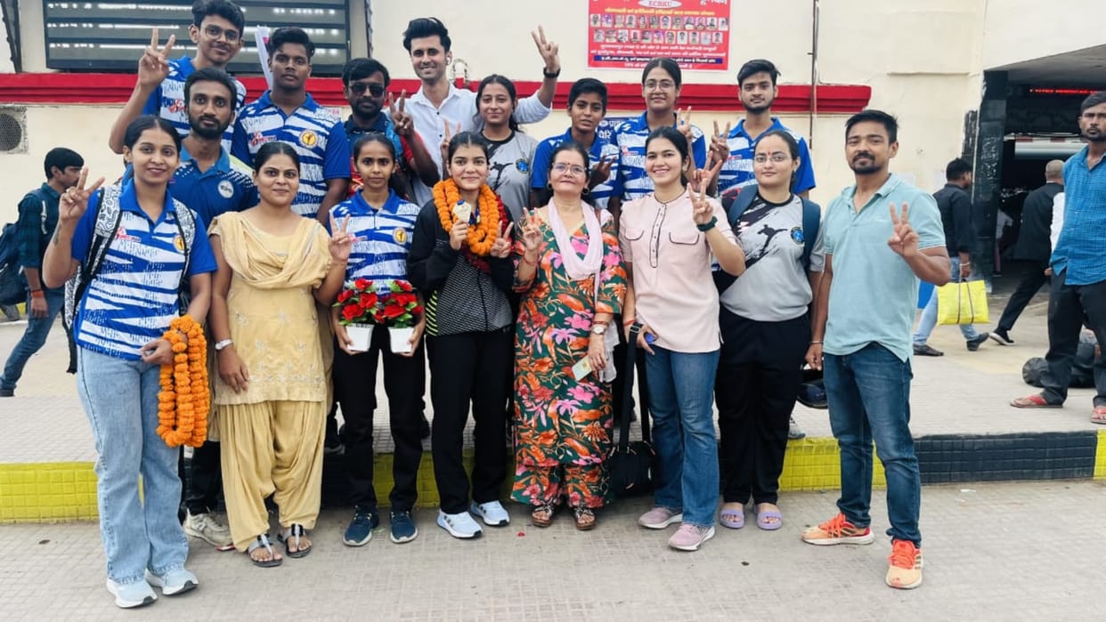 Muzaffarpur News: International Wushu player Aparajita Mishra was given a warm welcome, gets emotional