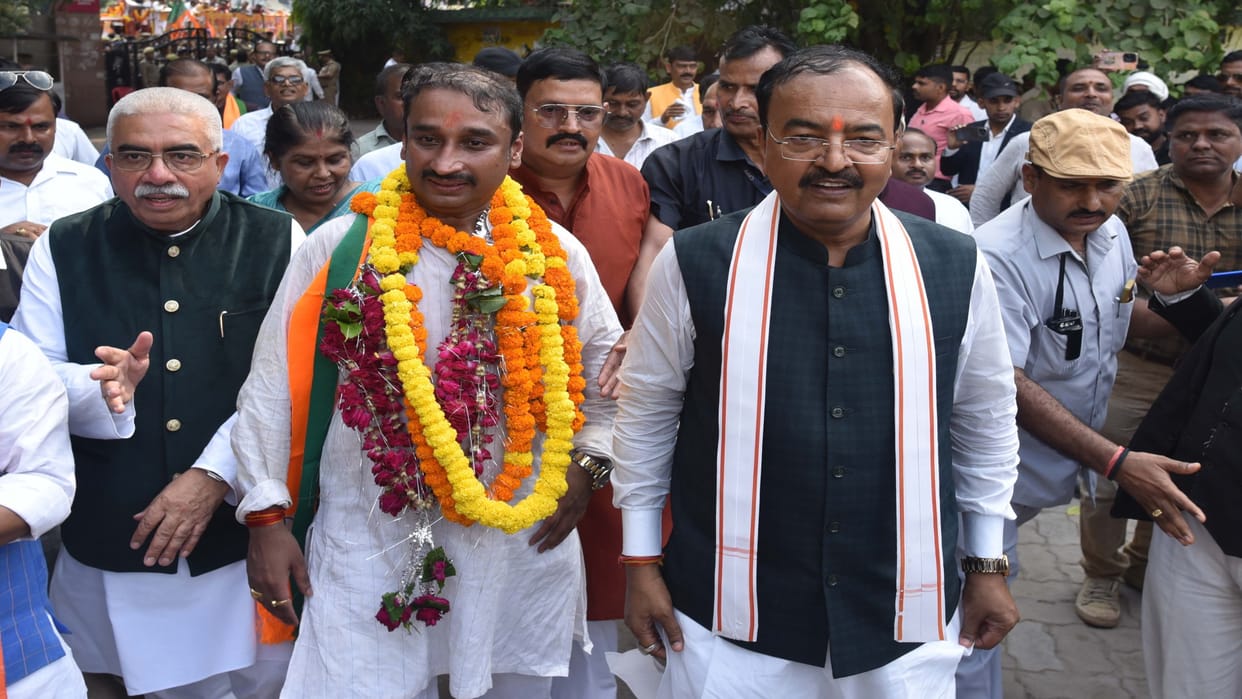 Deputy CM said: SP, BSP and Congress are enemies of the poor, they give tenders to grab the land.