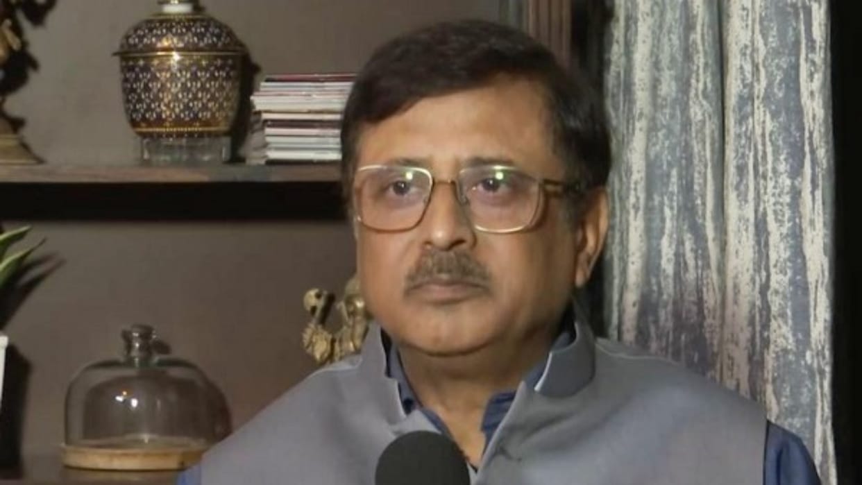 Recalled envoy cautions students going to Canada says many returned in body bags after suicide news in hindi