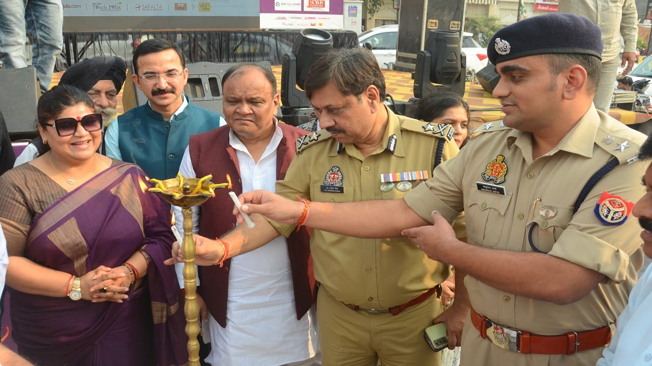 Bareilly gave the message of harmony Amar ujala Sadbhavna Pulao was distributed at 52 places