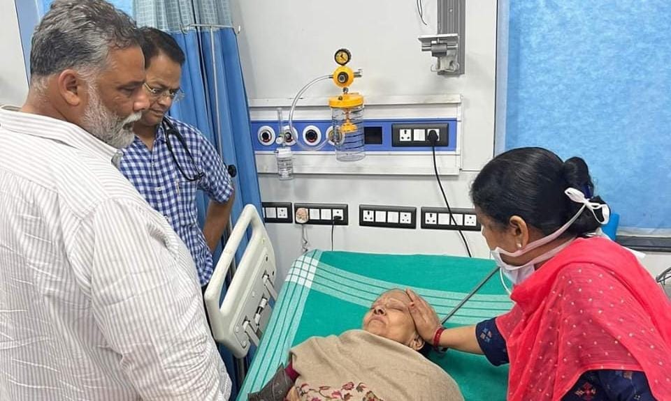 Biha News: Pappu Yadav mother's health deteriorated, admitted to hospital; Purnia MP, Purnia News, Pappu Yadav