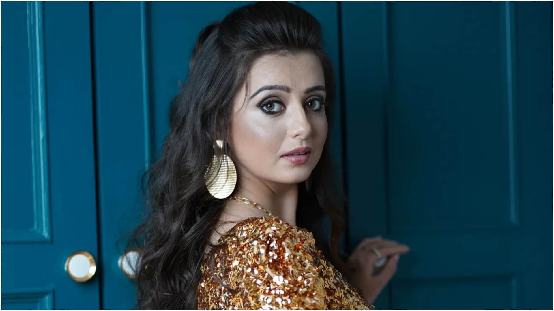 Ekta Kapoor reprimanding Rajat Dalal and Chahat Pandey in Bigg Boss 18 asked sharp questions to Vivian Dsena