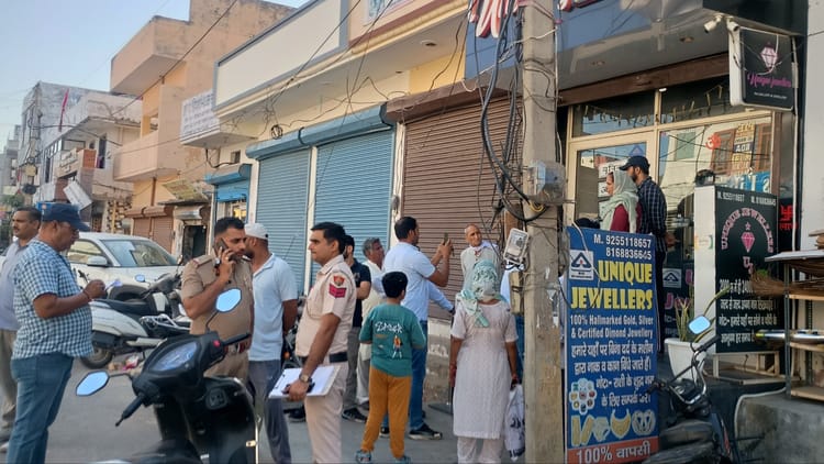 Crime- Haryana: सोनीपत में दुस्साहस… दिनदहाड़े स्वर्णकार पर तमंचे की बट से हमला, नकदी लूटी -#INA