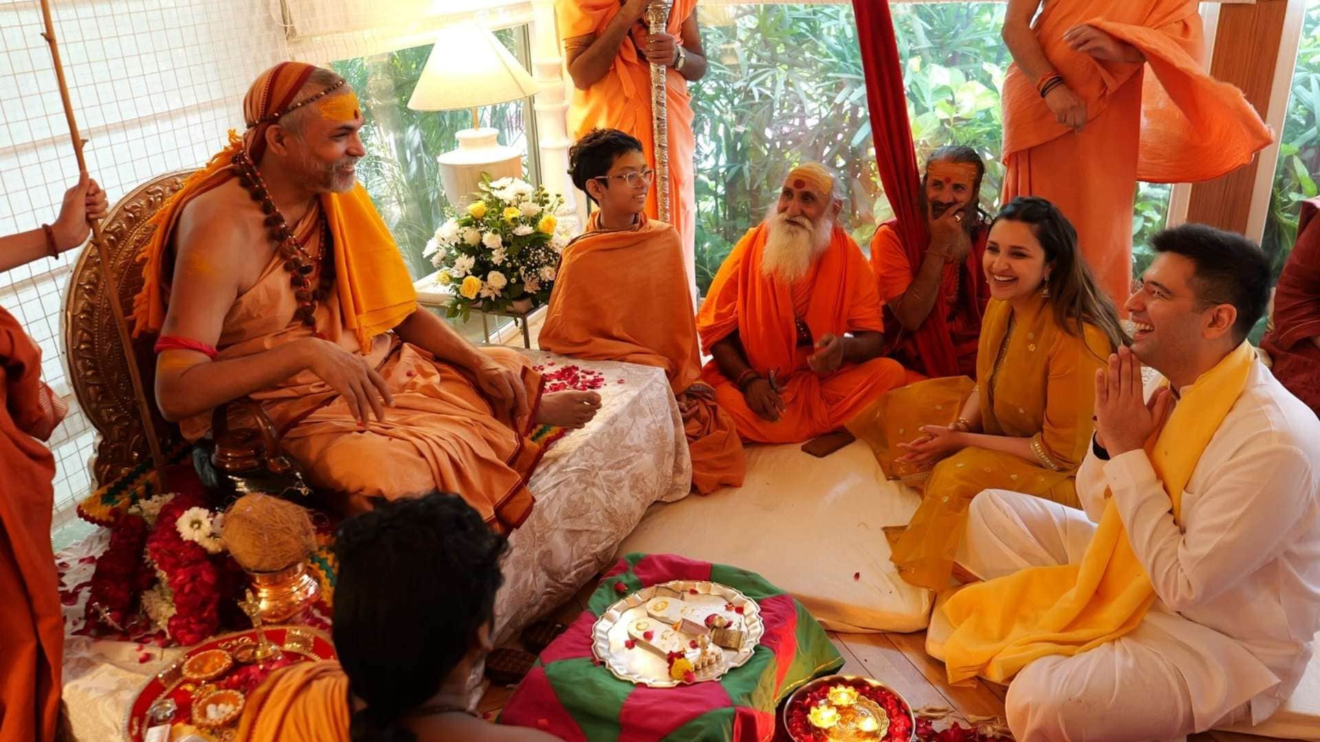 Jagadguru Shankaracharya arrived at Parineeti Chopra in laws house husband Raghav Chadha paid obeisance