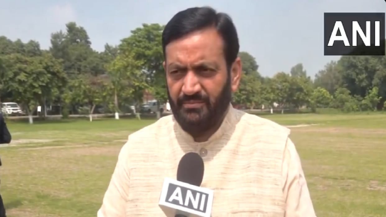 CM Naib strict on cutting paddy purchase, Orders to buy paddy with 17% moisture at MSP