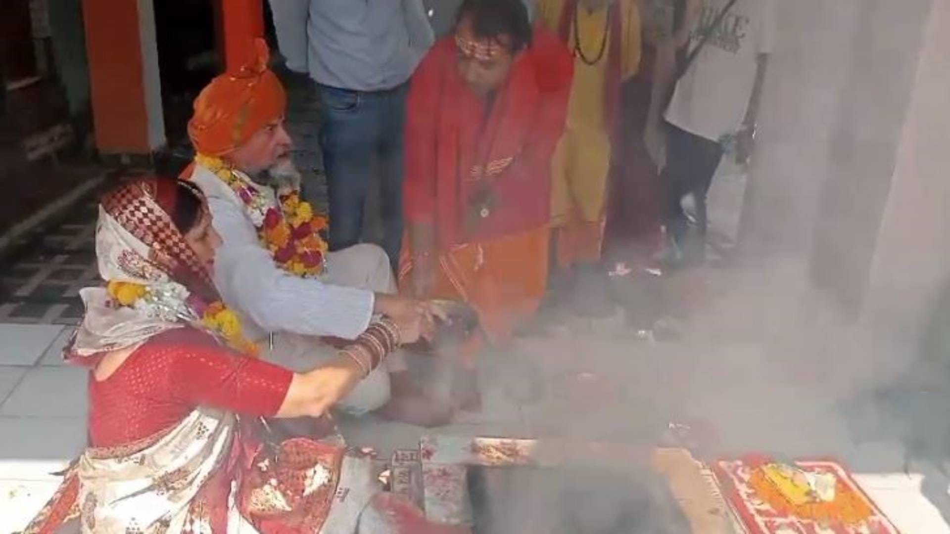 Chhatarpur Foreign couple got married in Khajuraho were already in live-in relationship see photos
