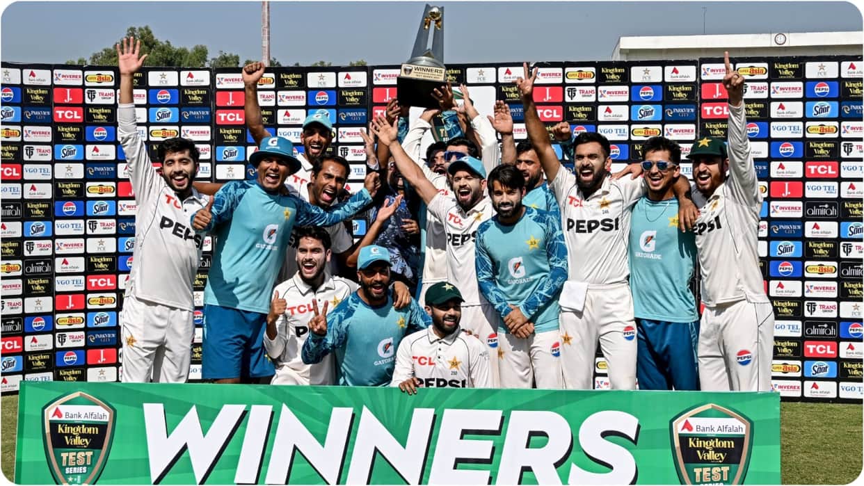 Pakistan vs England 3rd Test match report and results series record stats and analysis in hindi