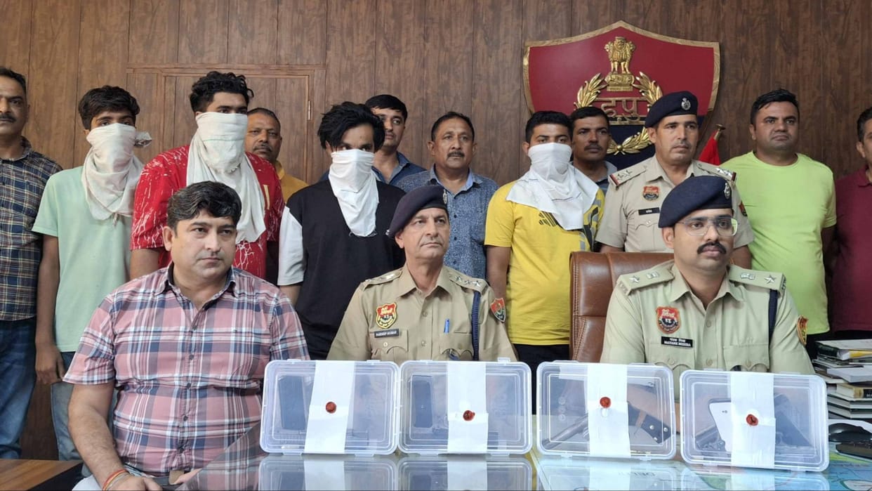 Sunny Ritauli arrested along with three henchmen with weapons