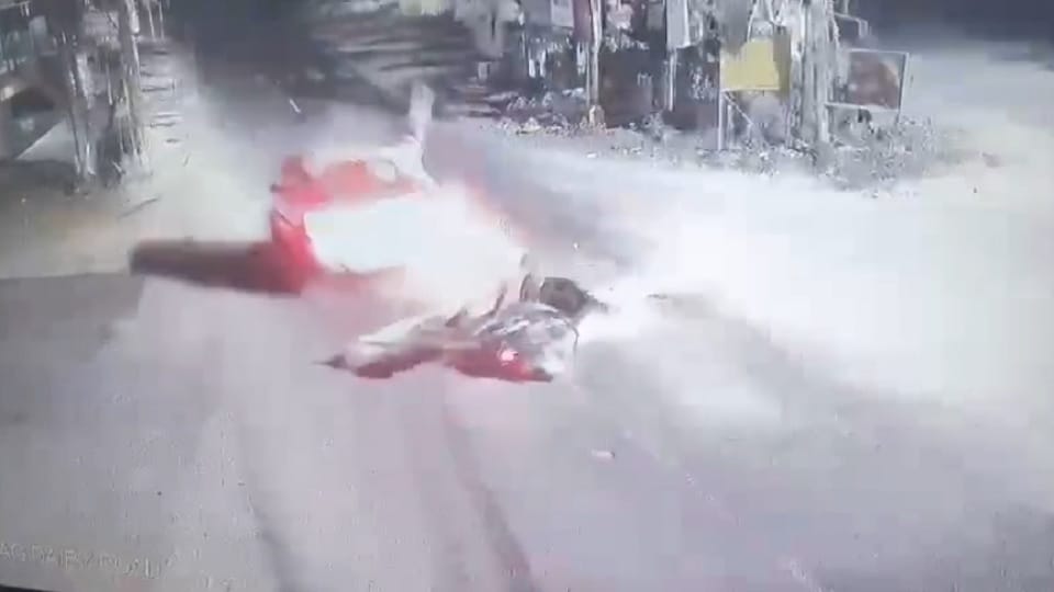 Bijnor: Hit and run... Scorpio came at the speed of a bullet on the intersection, young man died