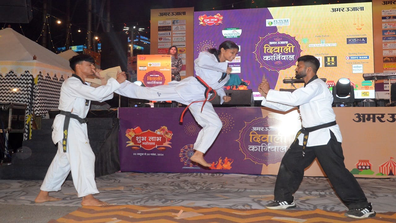 Children had a lot of fun in Amar Ujala Diwali Carnival in Bareilly