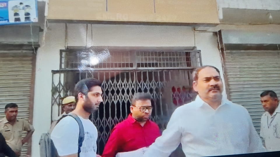 Clinic of SP candidate's relatives raided, one sealed, medicines seized from another