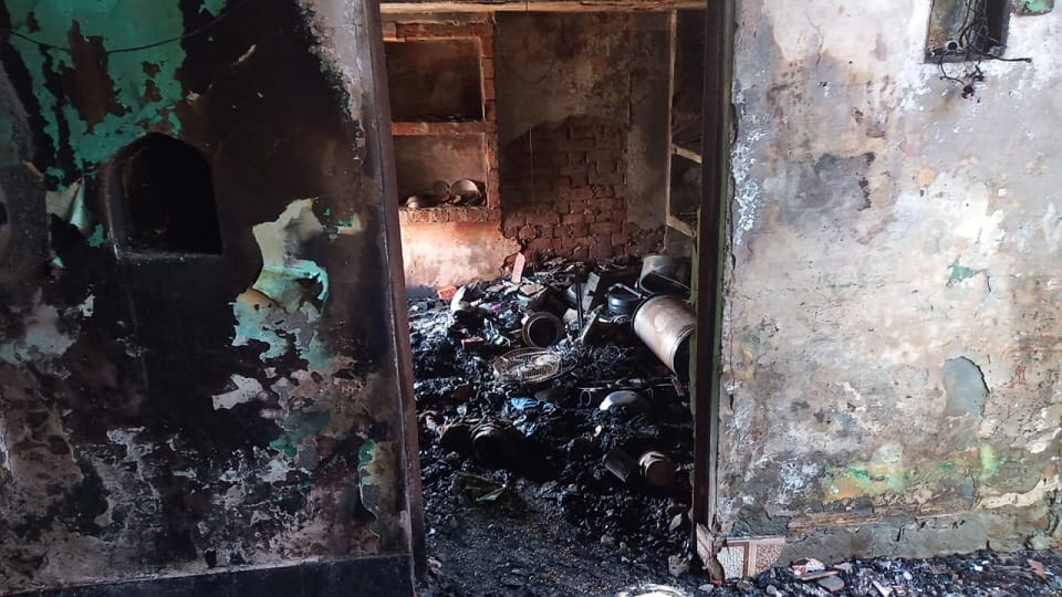 Gas cylinder burst in Talib Nagar, Aligarh