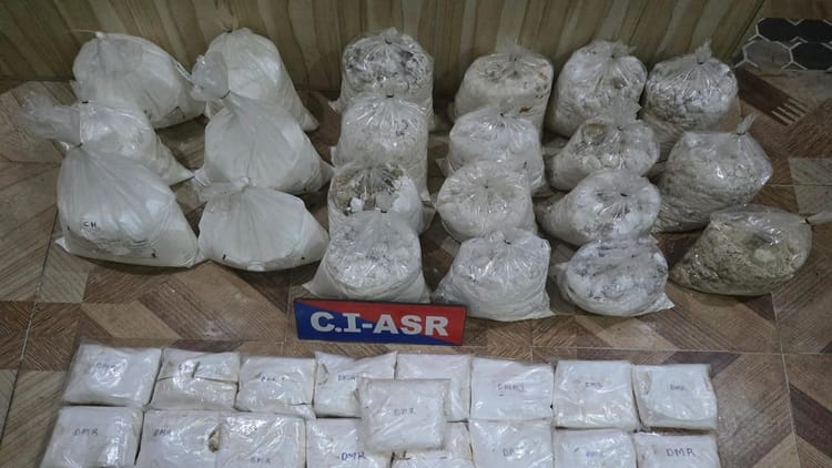 Huge Consignment Of Drugs Seized In Punjab, Foreign Drug Smuggling Gang Busted With 105 Kg Heroin – Amar Ujala Hindi News Live