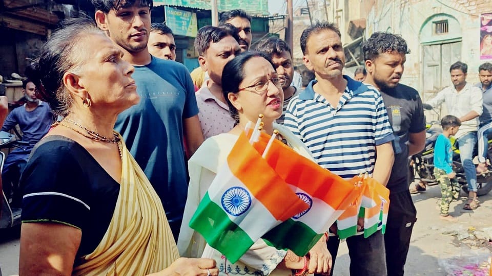 Tricolor flags found in garbage heap