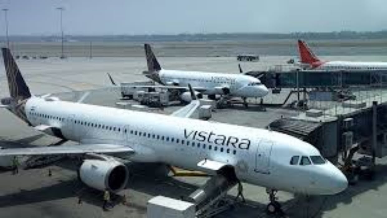 Flight Bomb Threat News: Vistara flight in Udaipur created panic due to bomb threat, departure delayed