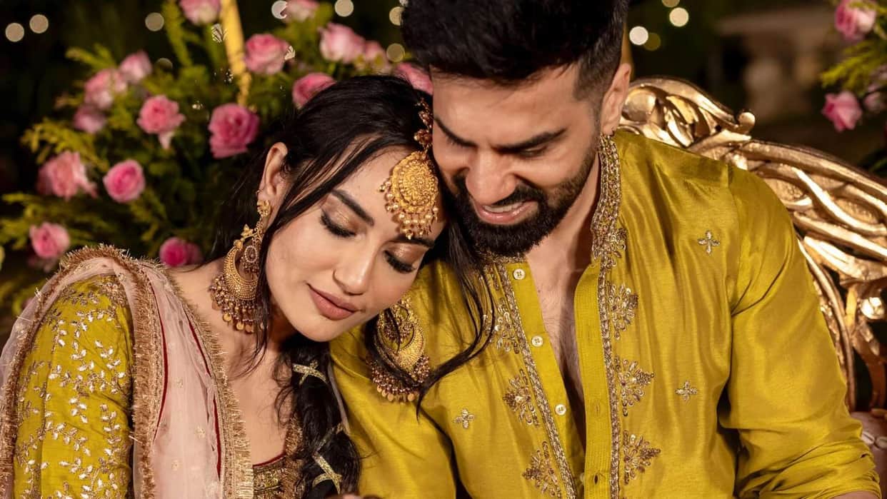 Surbhi Jyoti Mehandi ceremony photos goes viral on social media tie knot with Sumit Suri today