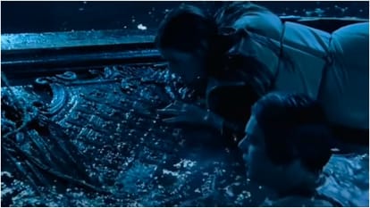 Titanic actress kate winslet reveals secret of iconic door was a piece of bannister it will shock you