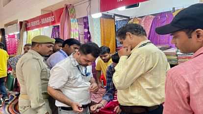 Sarees made of synthetic fabric were being sold in name of silk at National Silk Expo exhibition in Lucknow