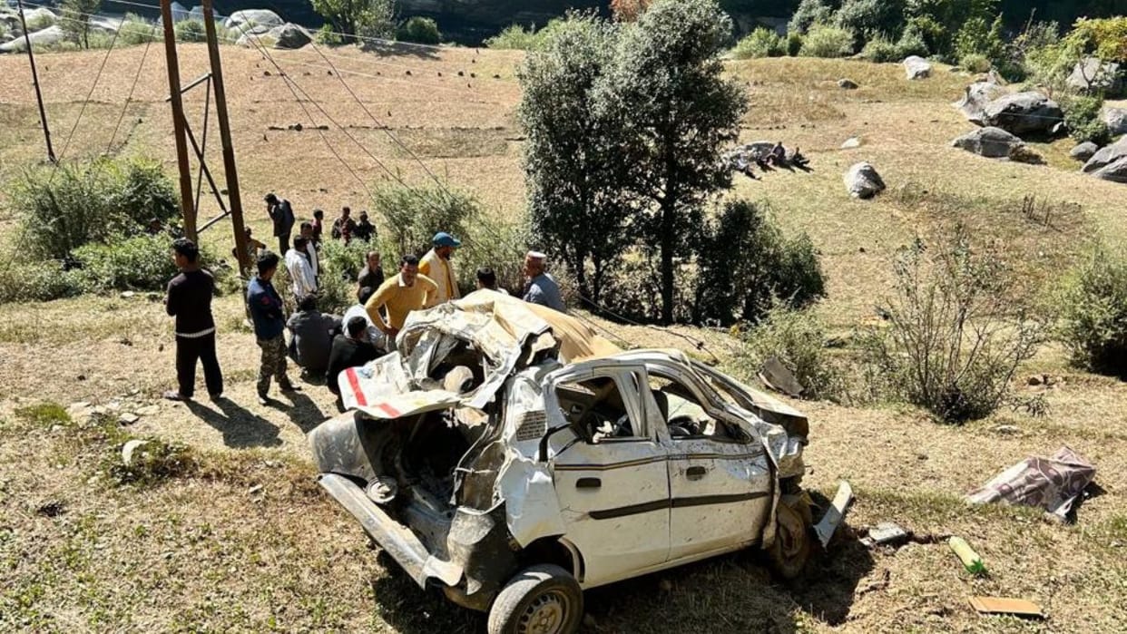 mandi road accident in mandi himachal Five killed as car plunges into gorge
