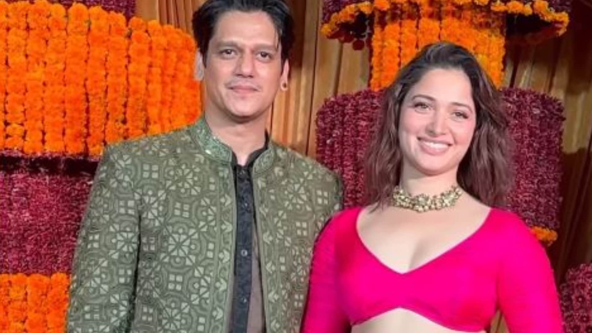 Tamannaah Bhatia Vijay Varma Click Selfie With Paparazzi At Diwali Bash Video Goes Viral