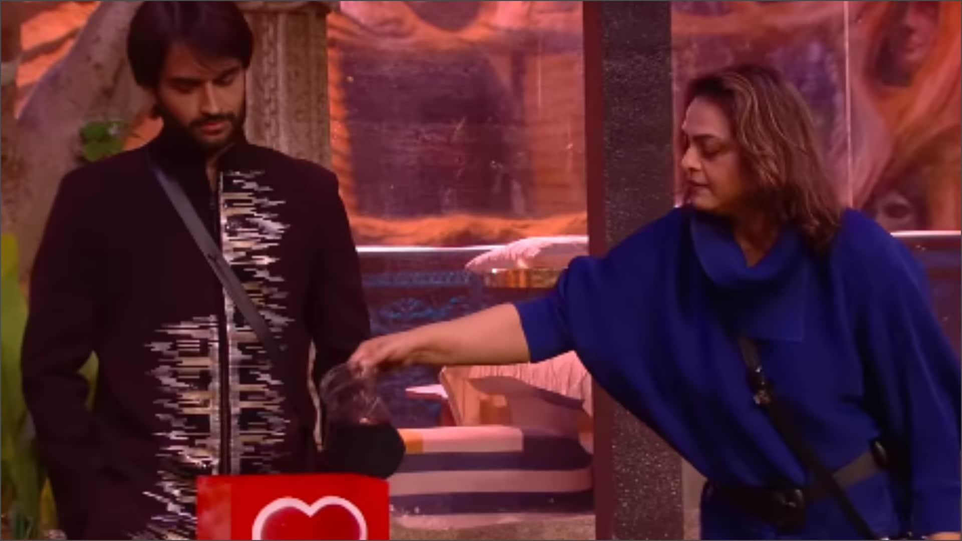 Rohit Shetty Ajay Devgn Salman khan Bigg boss 18 weekend ka war Asked questions with Chahat pandey