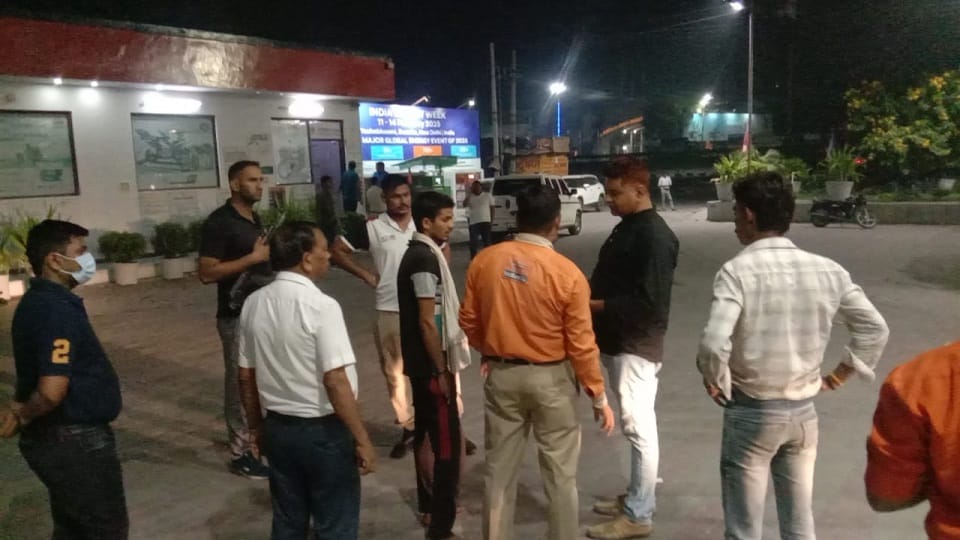 Sonipat: Looted lakhs of rupees by opening fire at petrol pump on NH 44