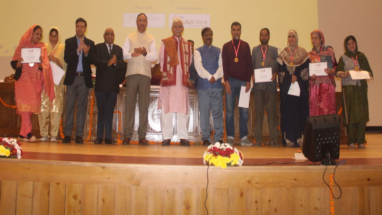 Amar Ujala Medhavi Samman ceremony Dont impose your dreams Provide a stress free environment