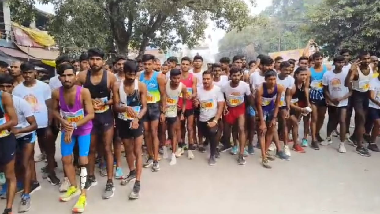 Ballia Mahotsav 2024 Minister Dayashankar Mishra Dayalu started Babu Manager Singh Marathon