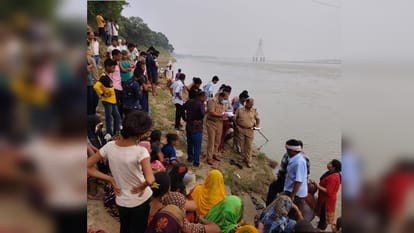 Two cousins drowned when they went to take bath in Ganga, body of one recovered