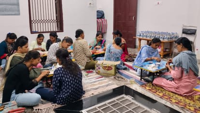 Demand for GI products increased pink meenakari items booked from abroad Orders worth crores received