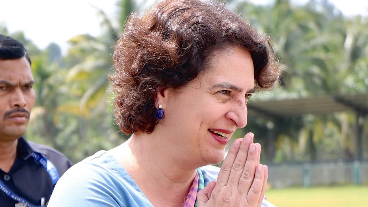 Priyanka Gandhi will reach Shimla tomorrow For Celebrate Diwali