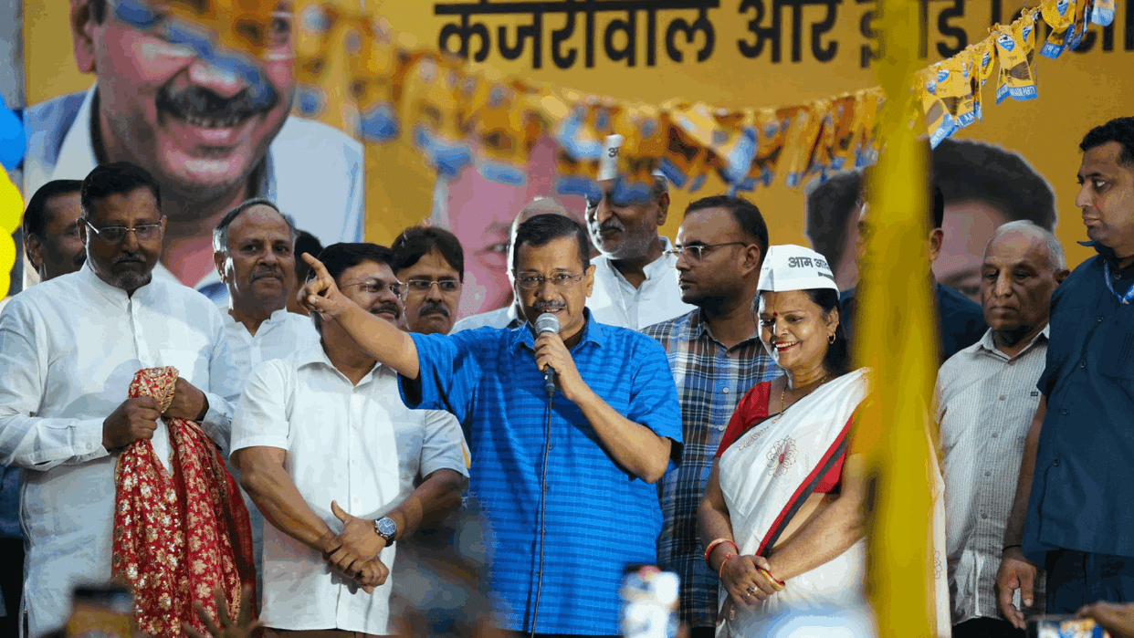 Kejriwal big announcement before Diwali  water bills will be waived