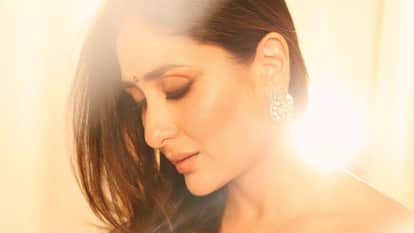 Kareena Kapoor was hesitant with Akshay Kumar said it was strange to do romantic scenes with him