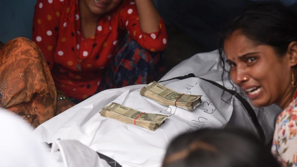 Lucknow Mohit Pandey Death In Police Custody Sushma lashes out at BJP MLA News in Hindi