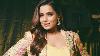 Neelam Kothari Break Silence On Linkup Rumours with Govinda says I was too young did not know he was married