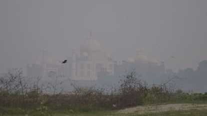 First phase of lockdown implemented in Agra: AQI 228 air is bad go out wearing a mask