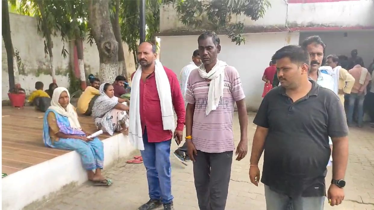 Allegations against khaki, a person complained to SP about being brutally beaten in a land dispute